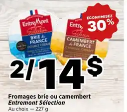 Val-Mont Fromages brie ou camembert Entremont Sélection offer