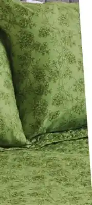 Giant Tiger King Quilt Set offer