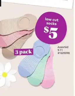 Giant Tiger Low cut socks offer