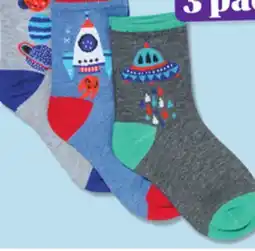 Giant Tiger boys mid crew or ankle socks offer