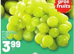 Metro GROS RAISINS VERTS | LARGE GREEN GRAPES offer