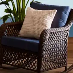 Walmart Fauteuil Berçant Belmont de Hometrends offer