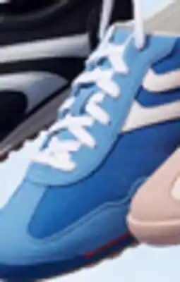 Walmart Espadrilles No Boundaries pour femmes offer