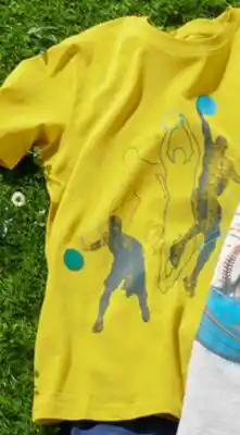 Walmart T-shirt imprime ou short en tissu bouclette George pour enfants offer