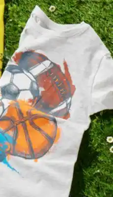 Walmart T-shirt imprimé ou short en tissu bouclette George offer