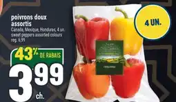 Marché Adonis POIVRONS DOUX ASSORTIS | SWEET PEPPERS ASSORTED COLOURS offer