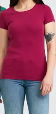 L'équipeur Women's Denver Hayes Fitted T-Shirts offer