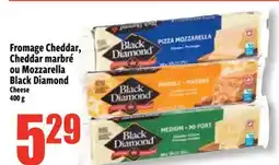 Bonanza Fromage Cheddar, Cheddar marbré ou Mozzarella Black Diamond offer