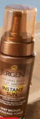 Walmart Hydratant autobronzant quotidien nourrissant ou mousse autobronzante Éclat naturel de Jergens offer