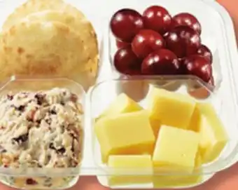 IGA C'EST PRÊT! PROTEIN SNACKS offer