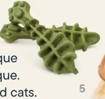 Petvalu Performatrin Ultra Mint Dental Chew Medium Dog Treats offer