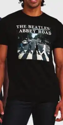 L'équipeur T-shirts graphiques sous licence offer