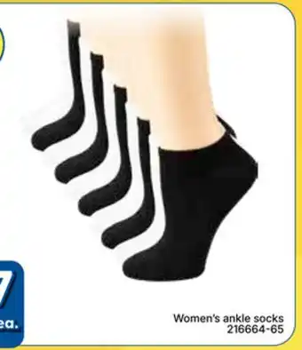 Rossy Women's ankle socks offer