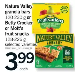 Fortinos NATURE VALLEY GRANOLA BARS 120-230 G OR BETTY CROCKER OR MOTT'S FRUIT SNACKS 128-226 G offer