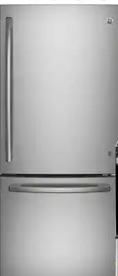RONA GE APPLIANCES 20.8 cu. ft. refrigerator, 30 offer