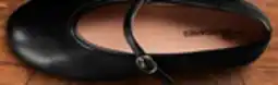 Walmart No Boundaries women's flats offer
