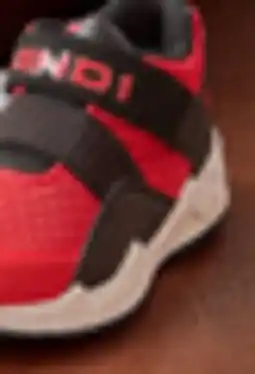 Walmart Chaussures de basketball AND1 pour garçons offer