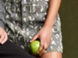 Walmart Jupe-short No Boundaries pour femmes offer