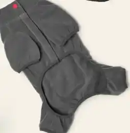 Petvalu Bailey & Bella Charcoal Grey Reflective Water-Resistant Thermal Base offer