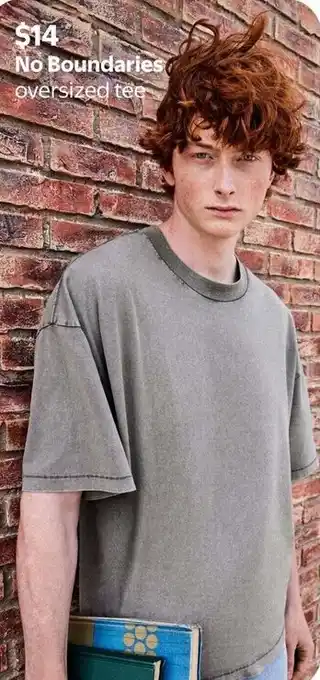 No Boundaries oversized tee