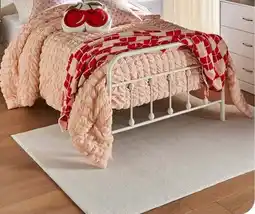 Walmart Mainstays 4' x 6' area rug offer