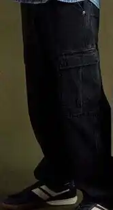 Walmart Men's loose cargo jean offer