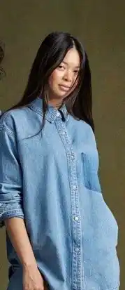 Walmart Women's relaxed fit denim shirt offer