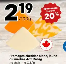 Val-Mont Fromages cheddar blanc, jaune ou marbré Armstrong offer