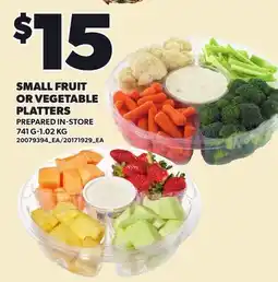 Loblaws SMALL FRUIT OR VEGETABLE PLATTERS, 741 G - 1.02 KG offer