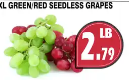 Al-Quds Supermarket Green/red seedless grapes offer