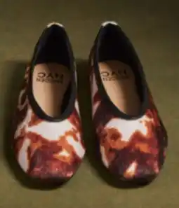Walmart Madden NYC flats offer