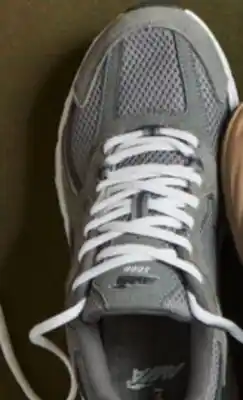 Walmart Chaussures de sport Avia pour hommes offer
