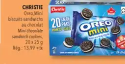 Familiprix CHRISTIE, Mini chocolate sandwich cookies offer