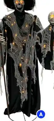 RONA Skeleton with LED projector 6' offer