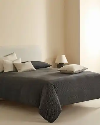 ZARA HOME Dyed thread check duvet cover offer
