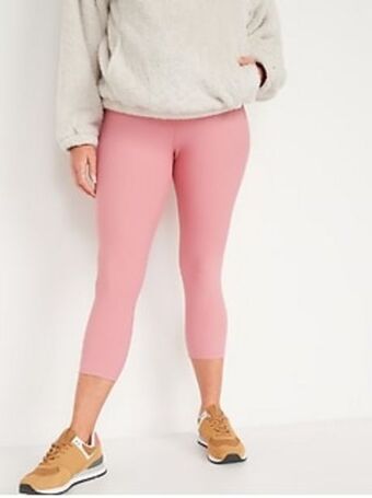 Old Navy Maternity full panel powersoft crop leggings offer