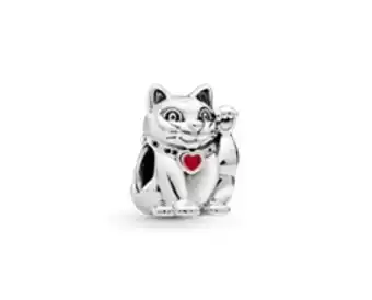 Pandora Waving cat charm offer