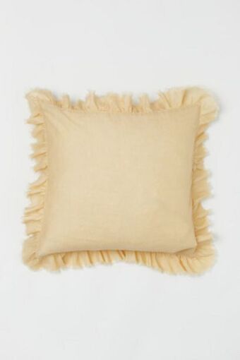 H&M Linen cushion cover offer