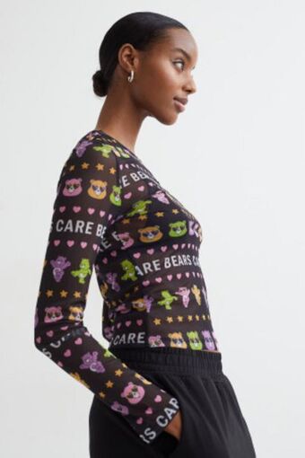 H&M Patterned mesh top offer