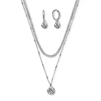 Ésika Estuche collar + aretes silver halo oferta