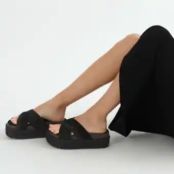 Falabella Romano sandalia mujer cuero negro oferta