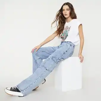 Jeans mujer wide leg cargo azul claro acid wash