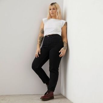 Falabella Americanino jeans mom tiro alto mujer oferta