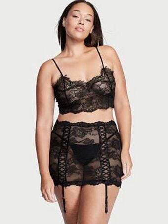 Victoria's Secret Lace crop top and garter skirt set oferta