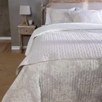 Cubrecama chiporro quilt + piecera sherpa