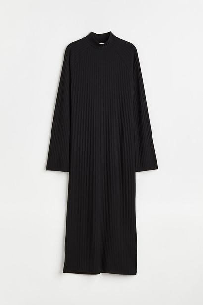 H&M Vestido acanalado con cuello alto oferta