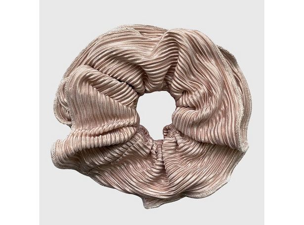 Ripley Scrunchie camelia l plisado rose gold maria paskaro oferta