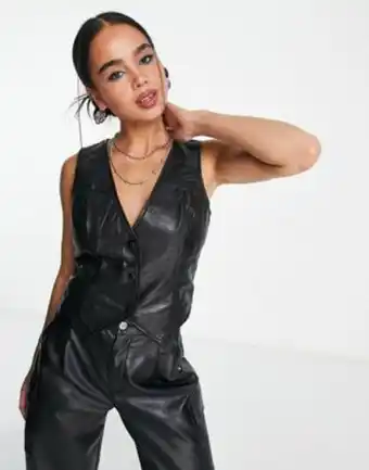 Asos Urbancode real leather waistcoat in black oferta