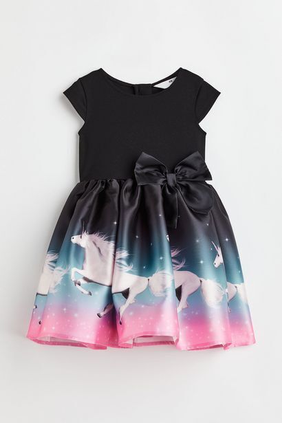 H&M Vestido con vuelo oferta