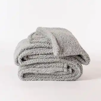 Fabrics Frazada sherpa king piedra oferta